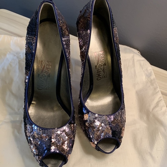 SALVATORE FERRAGAMO Colorblock Sequin Pumps - Picture 4 of 14